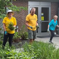 Pine Mountain Middle School Garden Cleanup3.jpg